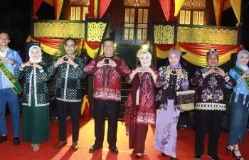 Wabup Katamso Apresiasi Peragaan Busana Jambi