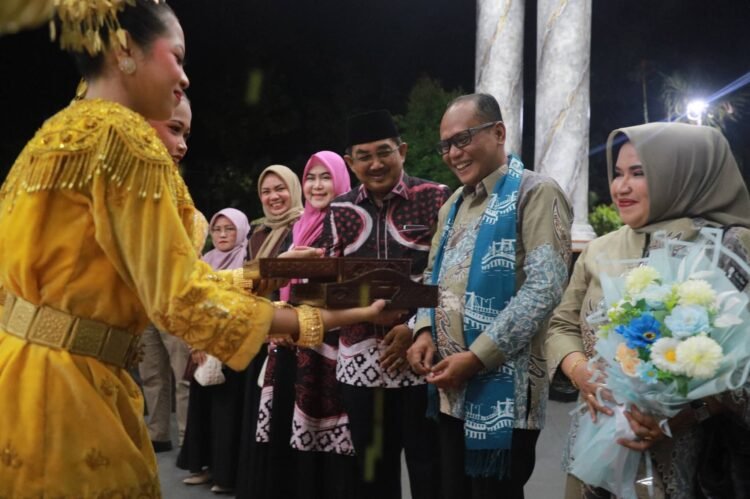 Bupati dan Wakil Bupati Tanjab Barat Sambut Kajari Baru