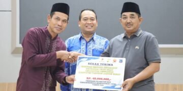 Bupati Anwar Sadat dan PetroChina Salurkan Bantuan Korban Kebakaran Teluk Nilau