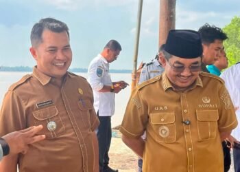 BUPATI ANWAR SADAT TINJAU DERMAGA RUSAK, PASTIKAN KESELAMATAN WARGA  TERJAMIN