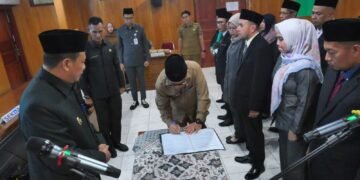 LANTIK 16 PEJABAT, WABUP KATAMSO INSTRUKSIKAN TINGKATKAN PELAYANAN PUBLIK MASYARAKAT