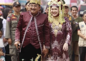 Pawai Budaya Pemkab Tanjab Barat semarakkan HUT RI ke-81