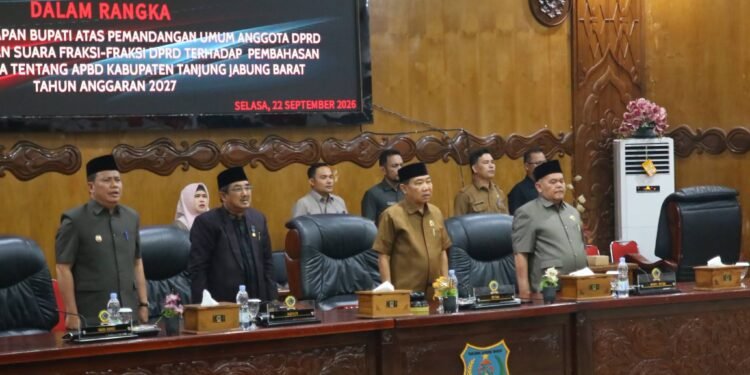 Bupati Anwar Sadat Sampaikan Tanggapan Pandangan Fraksi DPRD terhadap Raperda APBD 2027